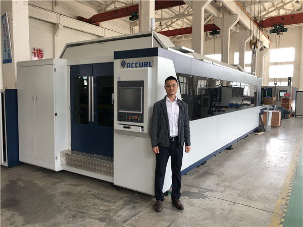Maszyna do cięcia laserem z metalową rurką CNC Accurl 1000W 2000W